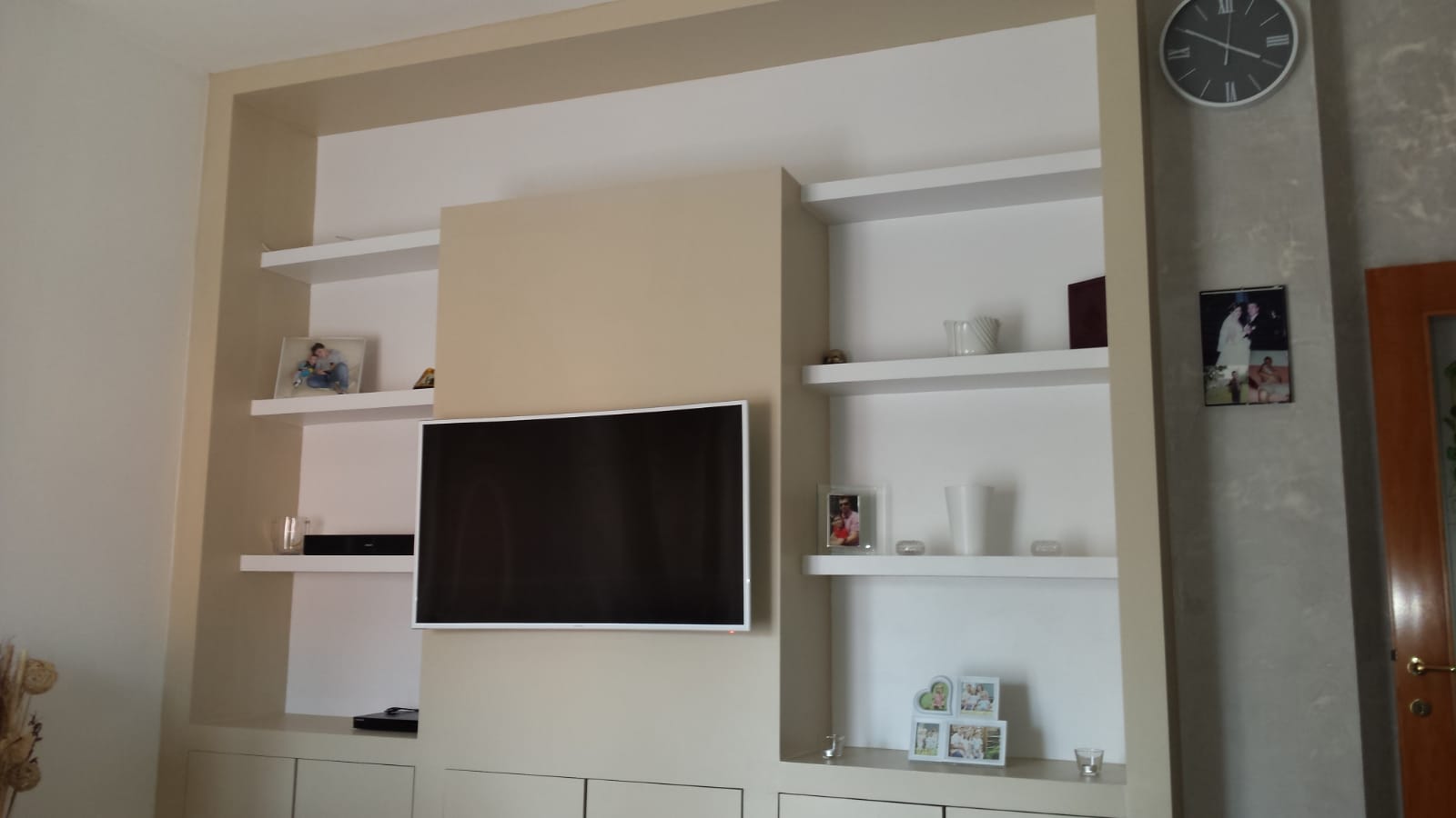 MD Color - Rifacimento facciate - Cartongesso - Tinteggiatura e verniciatura — Foto 9
